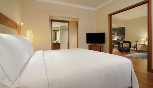 Club Suite, 1 King Bed, Kitchenette