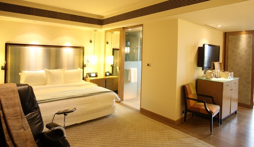 Exclusive Room, 1 Queen Bed, Balcony (Tower)