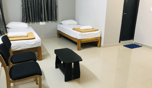Large Twin Room