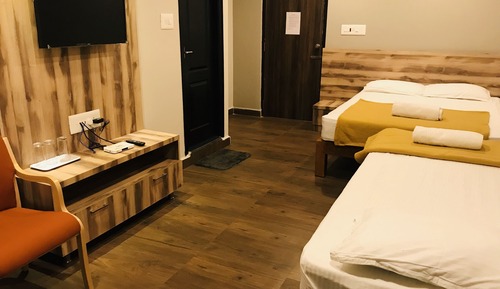 Deluxe Quadruple Room