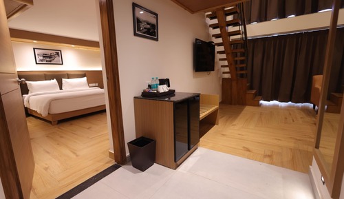 Presidential Suite, 2 Queen Beds, Non Smoking