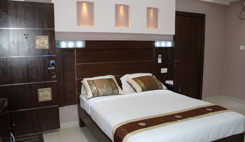 Deluxe Double or Twin Room, Multiple Beds, Accessible, Kitchenette