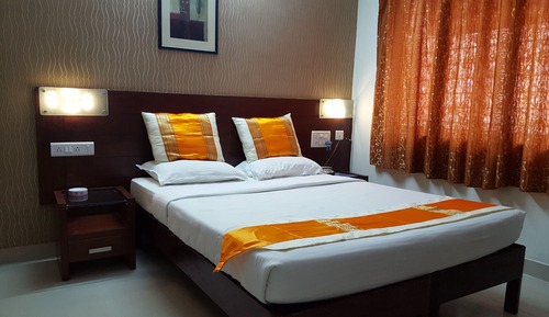 Standard Room, 1 Queen Bed, Ensuite
