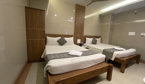 Family Room, 1 Double Bed, Smoking, City View