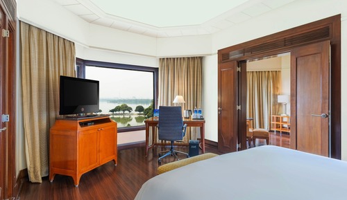 Executive Suite, 1 Bedroom, Smoking