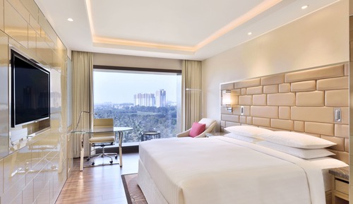 Deluxe Room, 1 King Bed