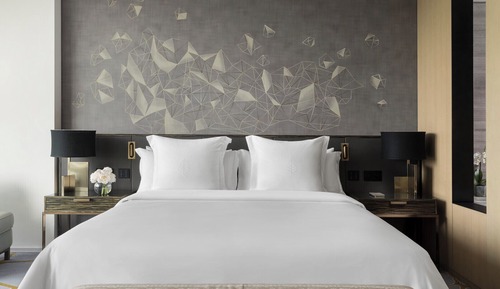 Suite (Imperial)