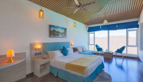 Pool View Room with Jacuzzi