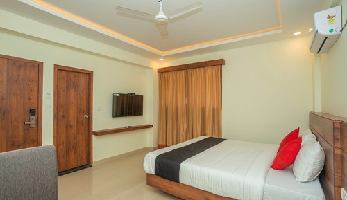 Deluxe Room, 1 King Bed