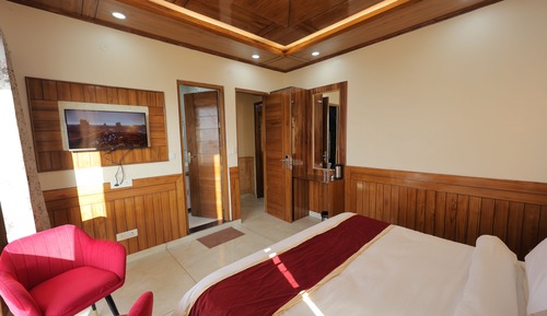 Executive Room, Balcony, Mountain View