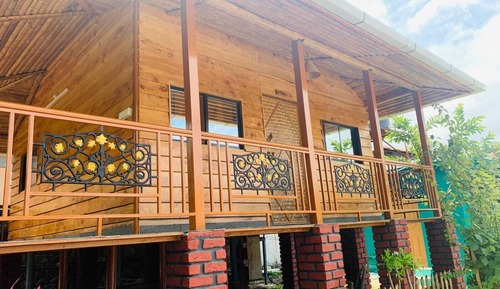 Classic Villa, Balcony, Hill View