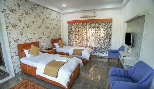 Luxury Twin Room