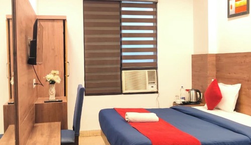 Comfort Triple Room, City View