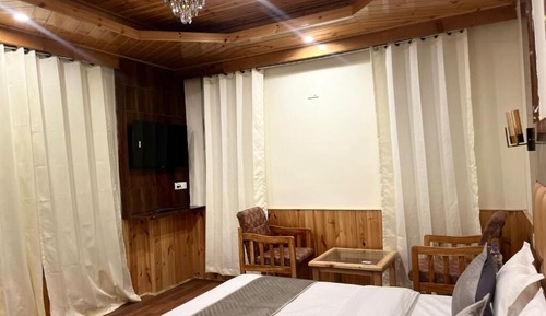 Superior Double Room, Balcony, Mountain View