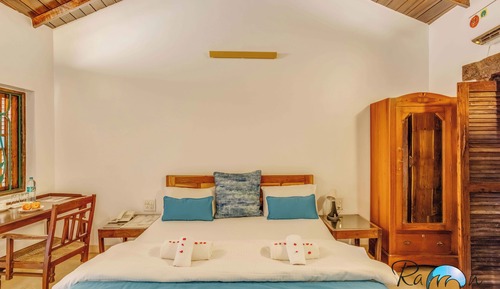 Beach Room 3