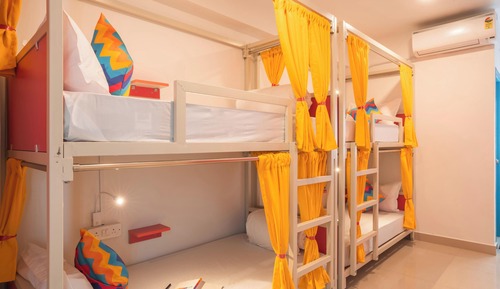 Bed in 6 Bed Mixed Dormitory AC Room with Ensuite Bathroom