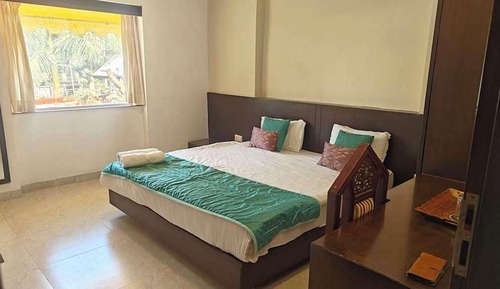 Deluxe Double Room, Garden View