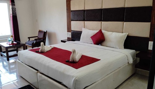 Deluxe Double Room, Valley View