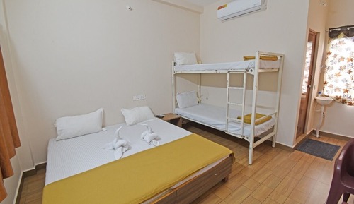 Deluxe Room, Balcony, Garden View