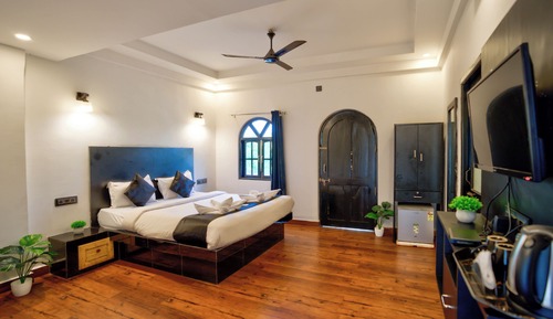 Triple Room, Balcony