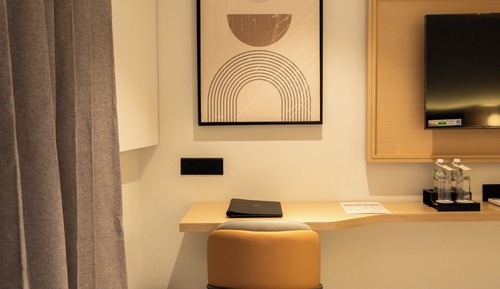Elite Room, City View