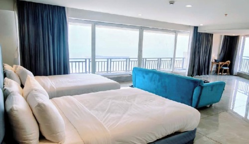  Sea View Family balcony Suite