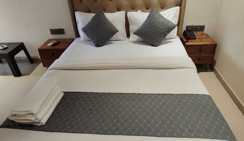 Deluxe Room, 1 King Bed