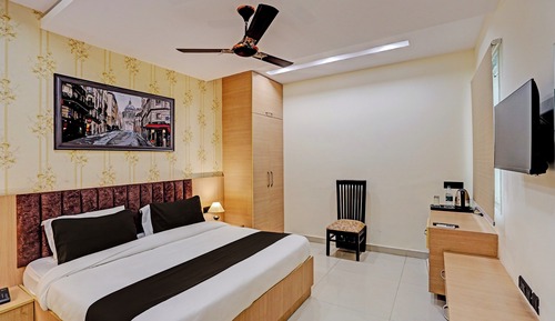 Deluxe Double Room, City View
