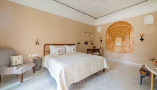 Estate Deluxe Room