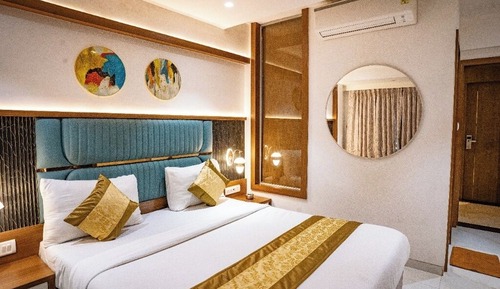Super Deluxe Room