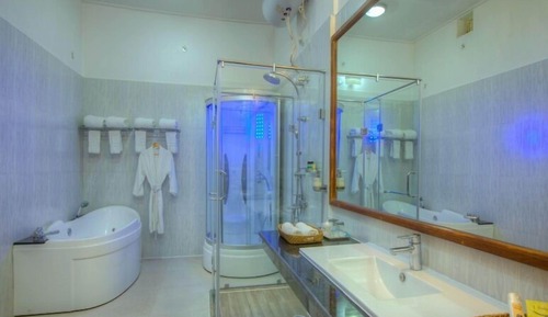 Presidential Suite