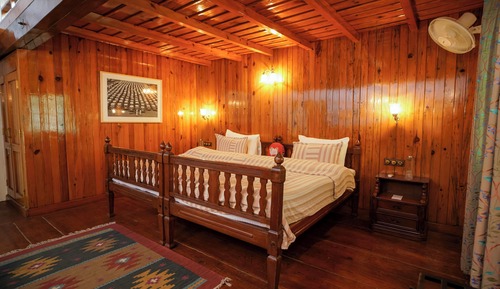 Two Chimney Signature Suite 