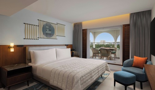 Suite, 1 King Bed, Balcony (View)