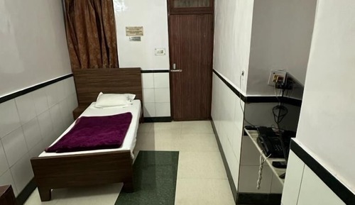 Deluxe Single Room