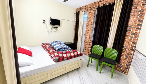 Deluxe Single Room