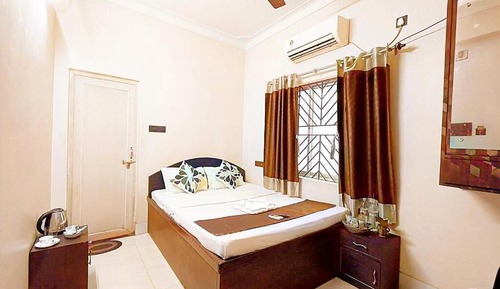 Deluxe Double Room, City View