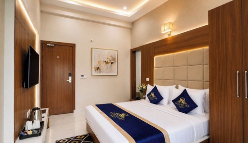 Deluxe Double or Twin Room, City View