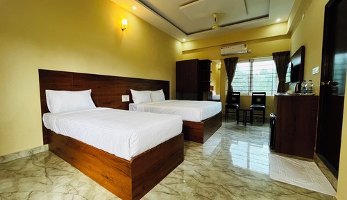 Superior Triple Room, Balcony, Courtyard View
