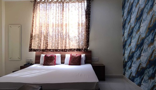 Premium Room, City View