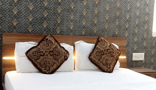 Superior Room, City View