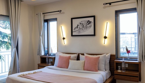 Deluxe Apartment