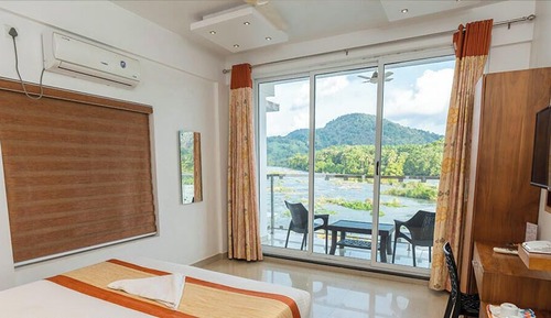 Premium Double Room, Balcony, River View