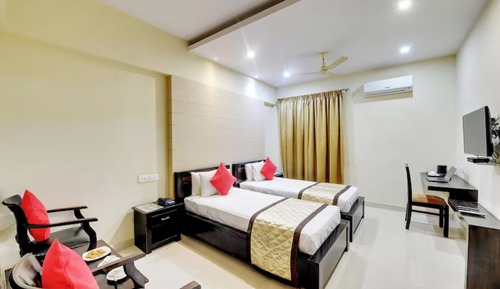 Standard Twin Room