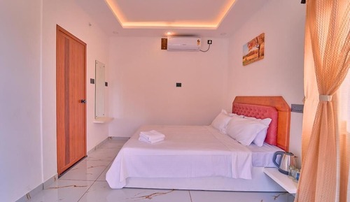 Deluxe Double Room, Lake View