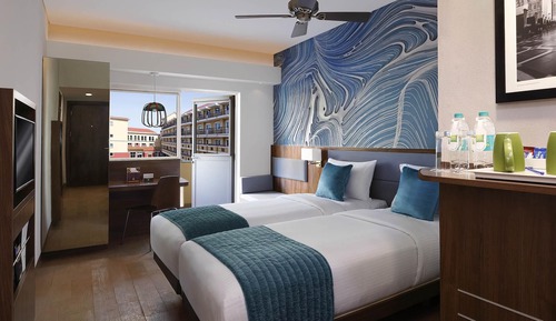 Superior Twin Room, Pool View (2 Complimentary beers per Day)