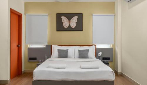 Standard Queen Room