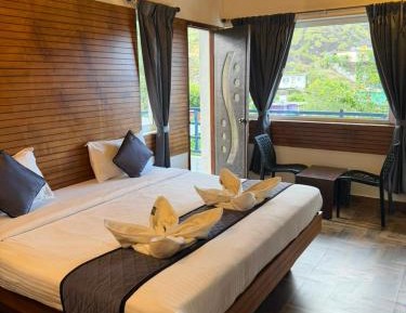 Double Room with Mountain View