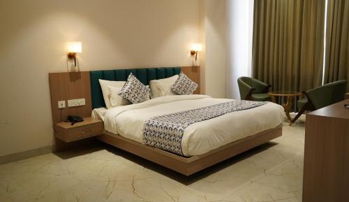 King Room with Mountain View