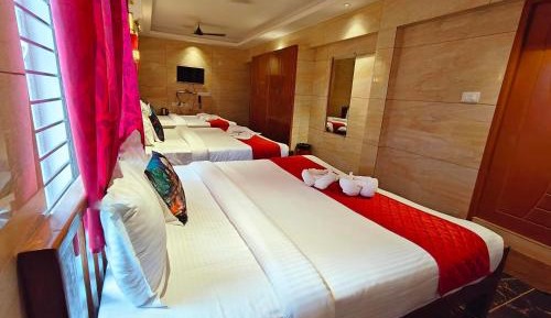 6-Bed Mixed Dormitory Room