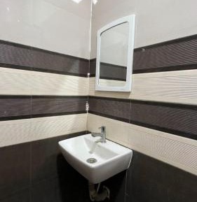 Deluxe Room (2 Adults + 1 Child)